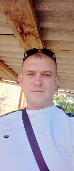  ,   Maxim, 37 ,   ,   , c 