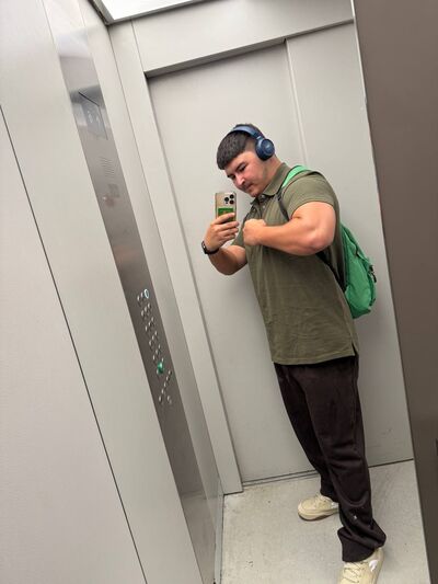  ,   Ivan, 20 ,   ,   