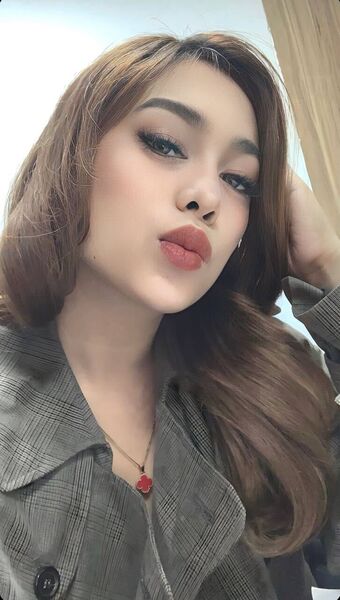  Merville,   Reign, 33 ,  