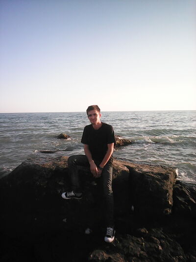  ,   Arsen, 32 ,   ,   , c 