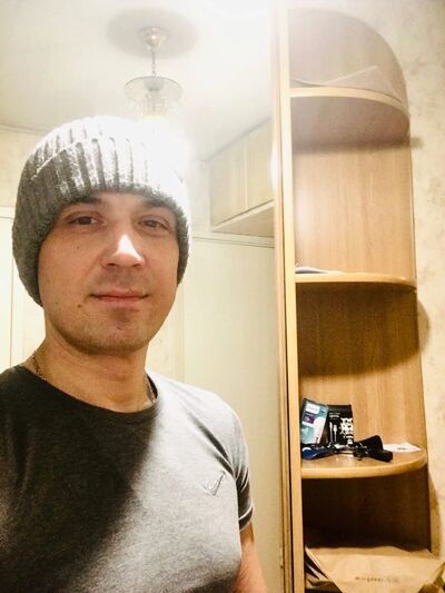  ,   Ruslan, 40 ,   ,   