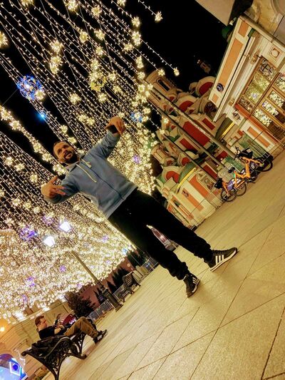  Utopia,   Ali Adin, 40 ,   ,   