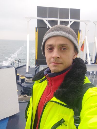  --,   Martin, 31 ,   ,   , c 