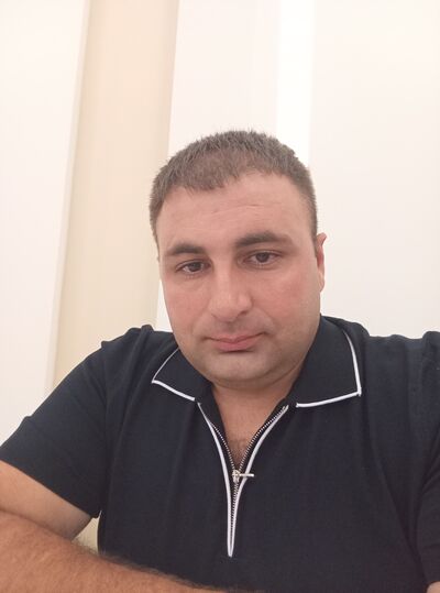  ,   Hovo, 34 ,   ,   