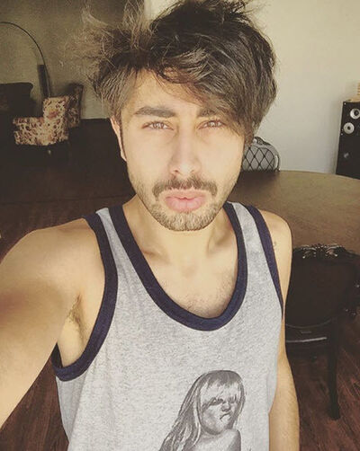  Moscow,   Farshad, 29 ,   ,   , c 