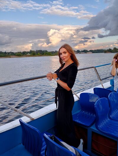  ,   Natalia, 41 ,   c 