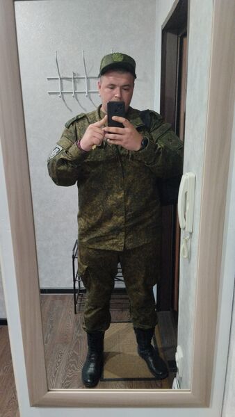  ,   Valek, 29 ,   ,   
