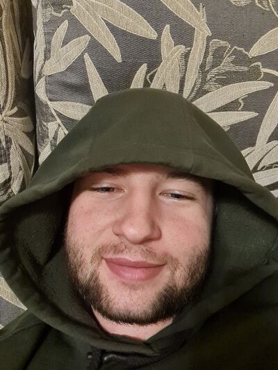  -,   Anton, 27 ,   ,   , c , 