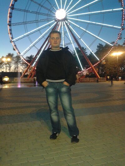  ,   Davit, 37 ,   