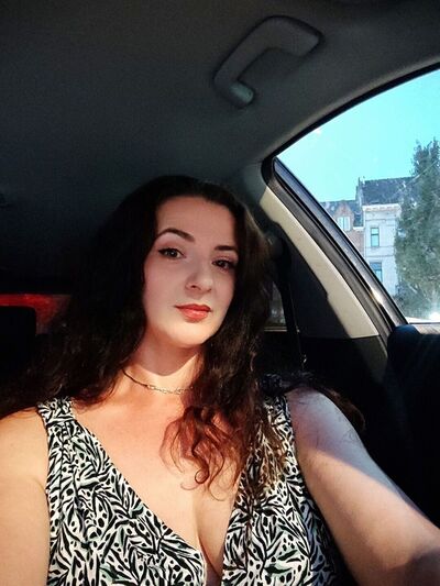  ,   Mihaela, 41 ,   c 