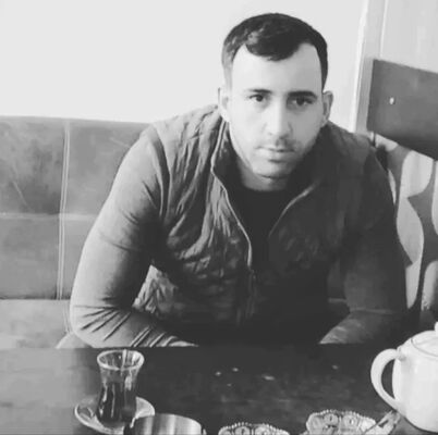  ,   Emil, 36 ,   ,   