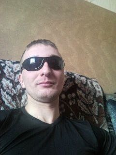  ,   Artem, 43 ,   
