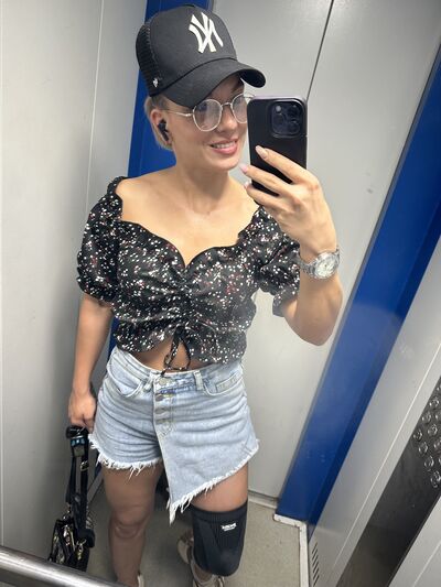  ,   , 33 ,   c 