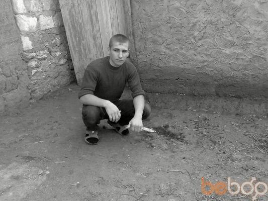  ,   Huligan, 33 ,   