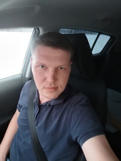  ,   Viktor, 35 ,   ,   