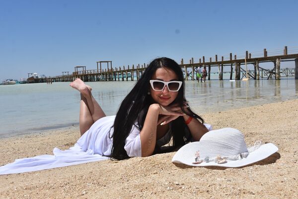  --,   Alina, 35 ,     , c 