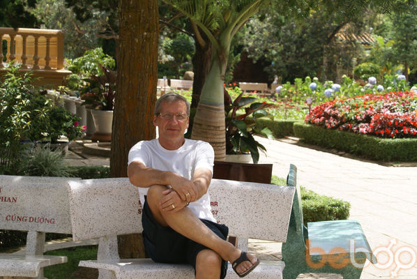  ,   Viktor, 74 ,   