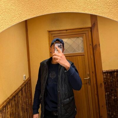 ,   John, 22 ,   ,   