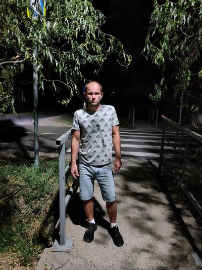  ,   Mihail, 28 ,   ,   
