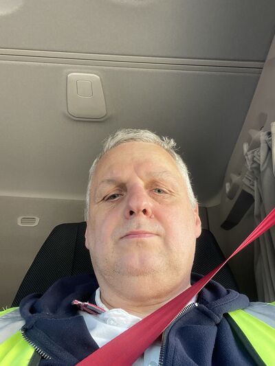  Dagenham,   Rolandas, 51 ,   ,   , c , 