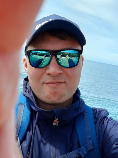  ,   Leonid, 46 ,   ,   