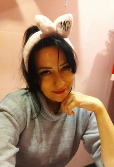  ,   Lynova, 34 ,   ,   