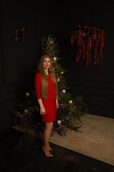  ,   Kamilla, 27 ,   c 