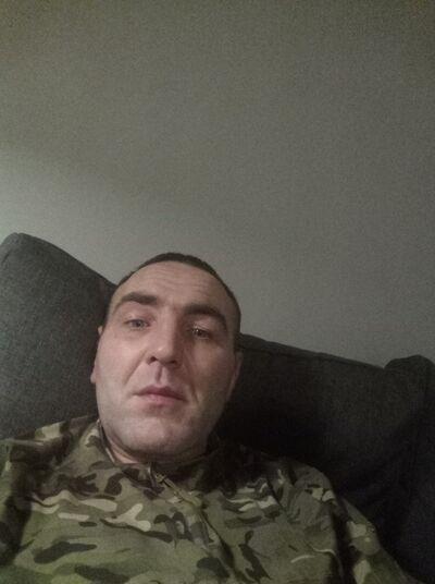  ,   Andre, 37 ,   ,   