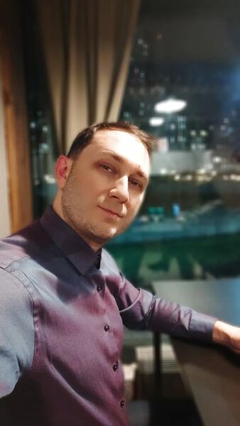  ,   Artem, 37 ,   ,   