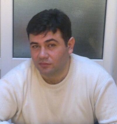  ,   Elshen, 44 ,   