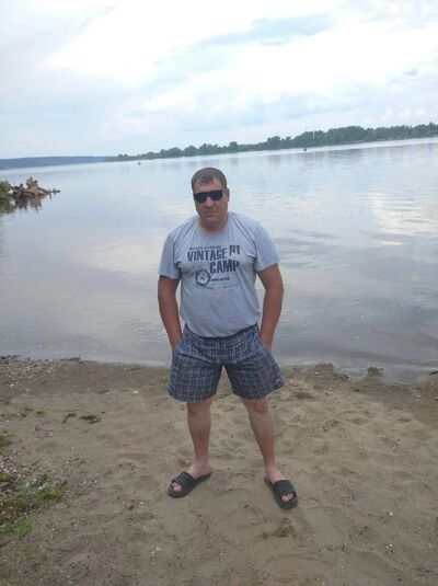  ,   Evgeny, 49 ,   c 