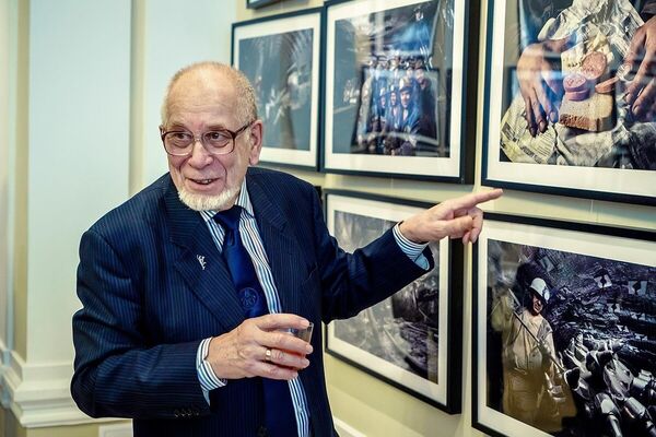  ,   , 80 ,   ,   , c 