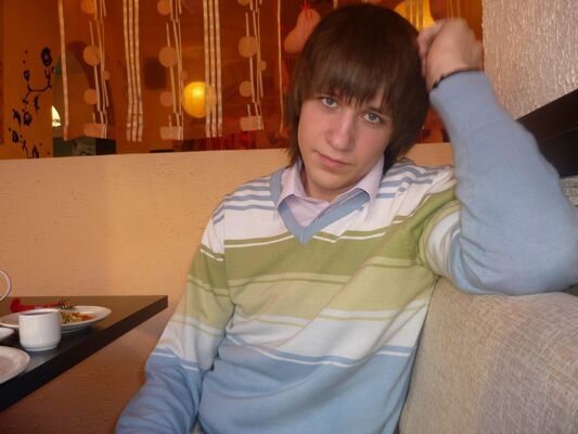  ,   Artem, 35 ,   