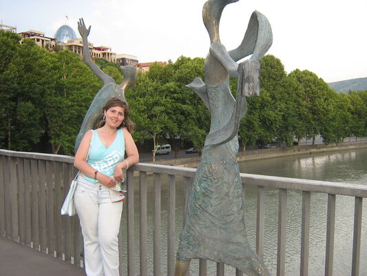  ,   Naira, 48 ,     , c 