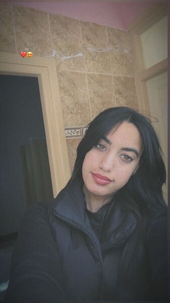  ,   Siham, 19 ,   ,   