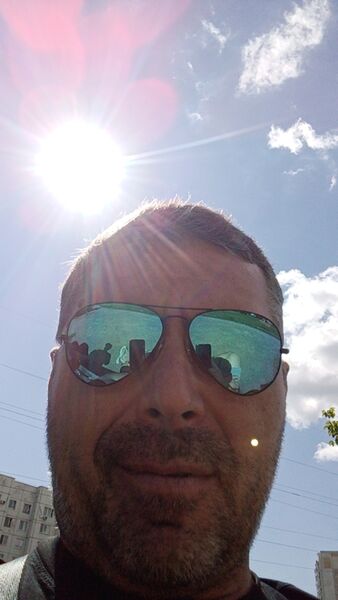  ,   David, 47 ,   ,   , c 