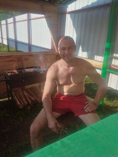  ,   Maksim, 34 ,  