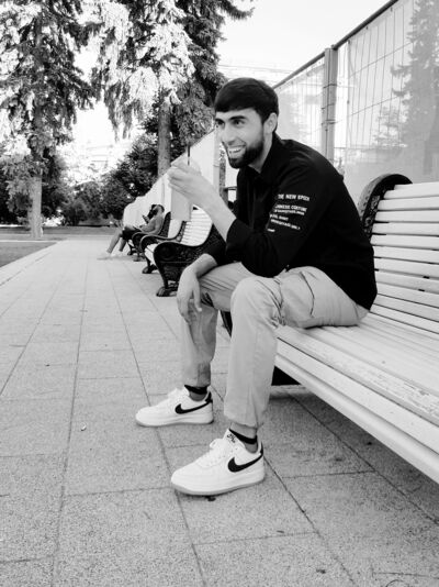  ,   Abush, 28 ,   ,   