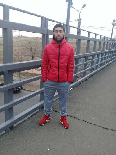  ,   Arkadi, 28 ,   ,   , c 