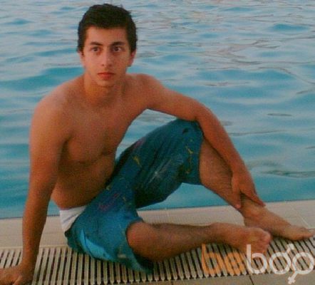  ,   Rufat, 33 ,   
