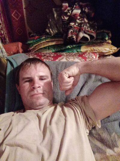  ,   Ivan, 31 ,   c 