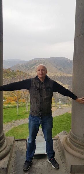  Melling,   Mantas, 44 ,     , c 