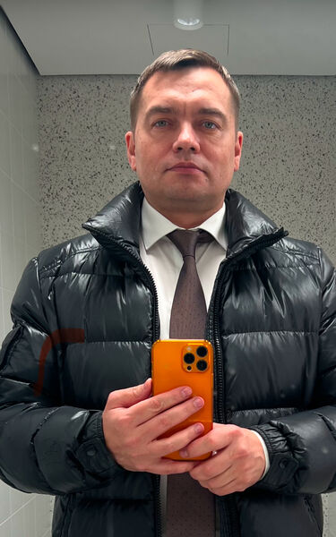  ,   Pavel, 40 ,   ,   
