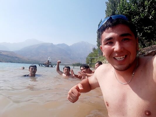  ,   Musulmanin, 29 ,  