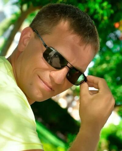  ,   Aleks, 44 ,   