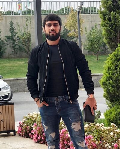  ,   Ruslan, 40 ,   ,   