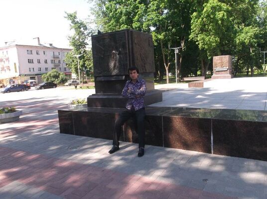  ,   Oskar, 34 ,   ,   