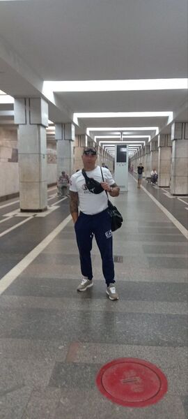  ,   Vladmir, 40 ,   ,   