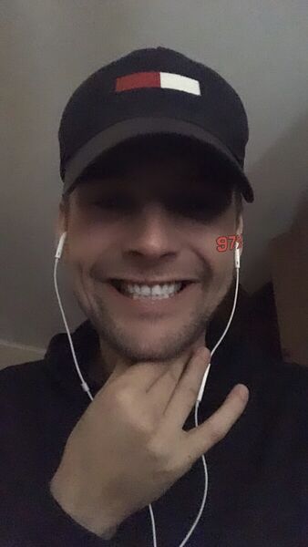  ,   Tony, 33 ,   ,   , c , 