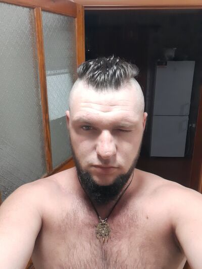  ,   Denis, 25 ,   ,   